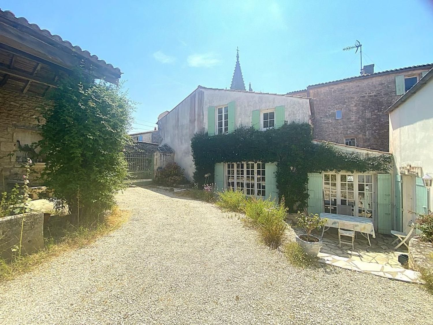 Maison à vendre, 301m², Pont-l'Abbé-d'Arnoult