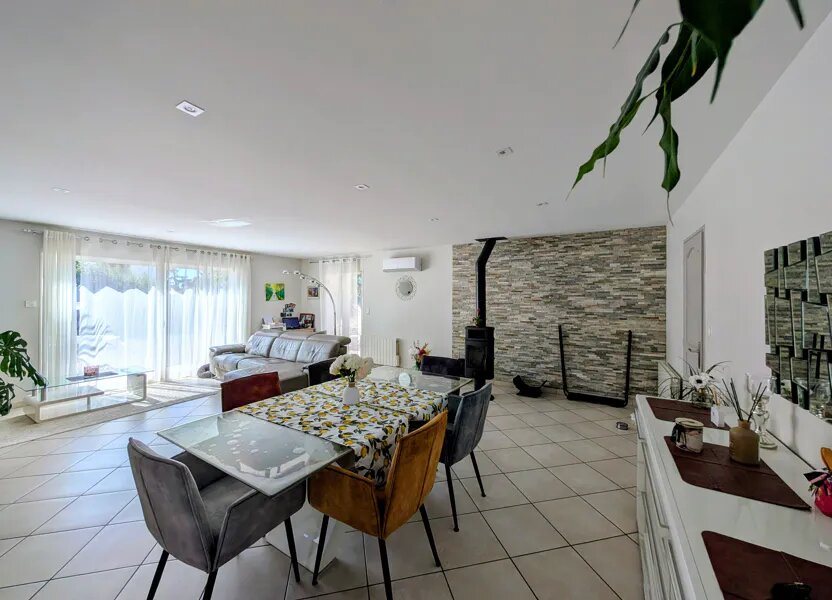 Maison à vendre, 138m², Échillais