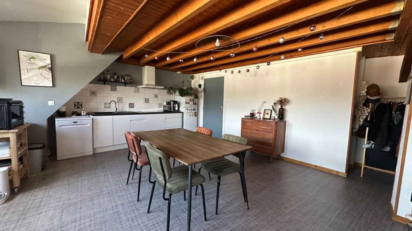 Appartement à louer, 75m², L'Isle-sur-le-Doubs