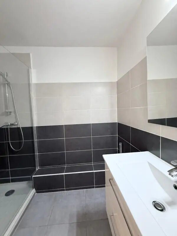 Appartement à louer, 71m², Lattes