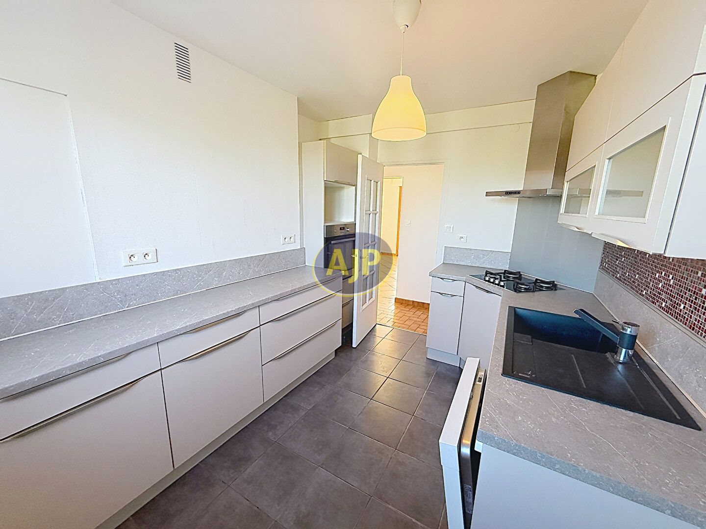 Appartement à louer, 74m², Eysines