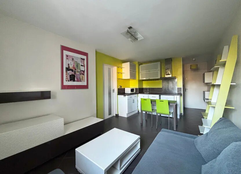 Appartement à louer, 31m², Sète