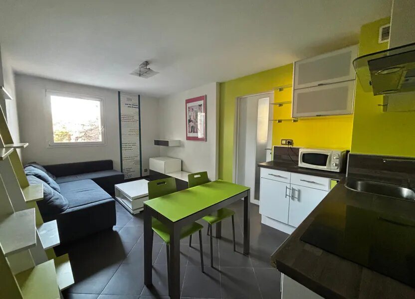 Appartement à louer, 31m², Sète
