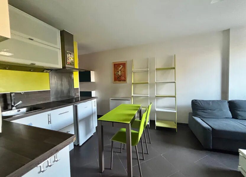 Appartement à louer, 31m², Sète