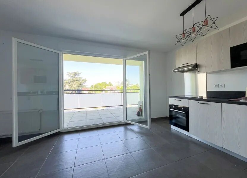Appartement à vendre, 64m², Pont-Evêque