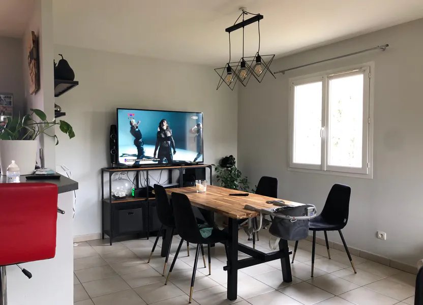 Maison à louer, 93m², Assieu