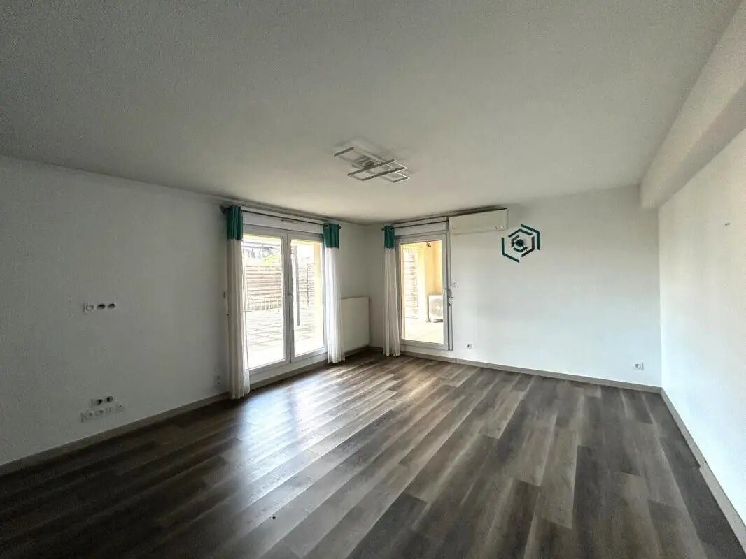 Appartement à vendre, 72m², Roussillon