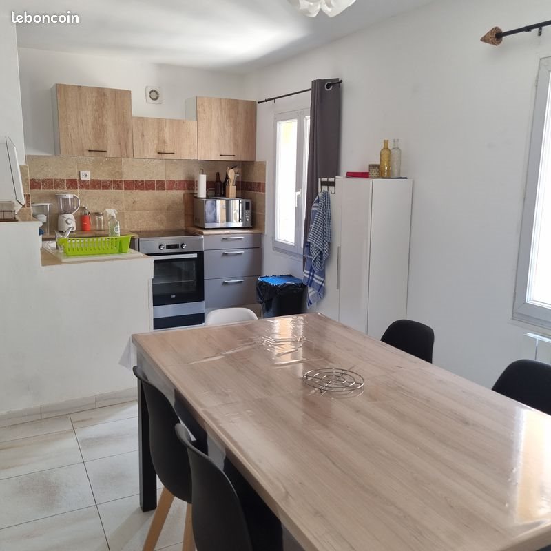 Maison à louer, 61m², Oraison