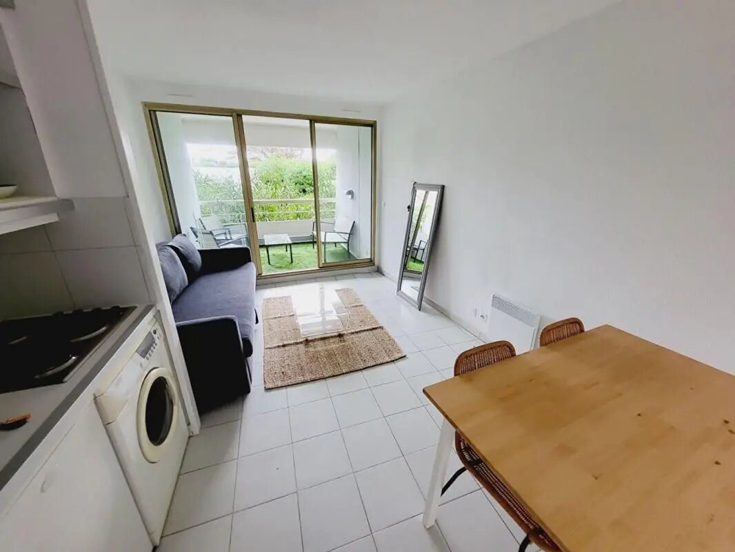 Appartement à louer, 24m², Villeneuve-Loubet