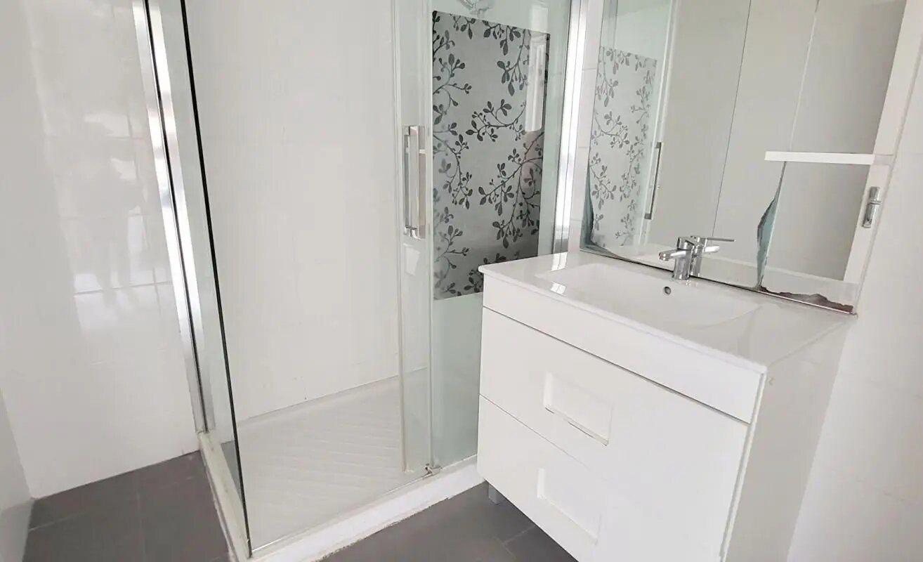Appartement à louer, 59m², Saint-Laurent-du-Var