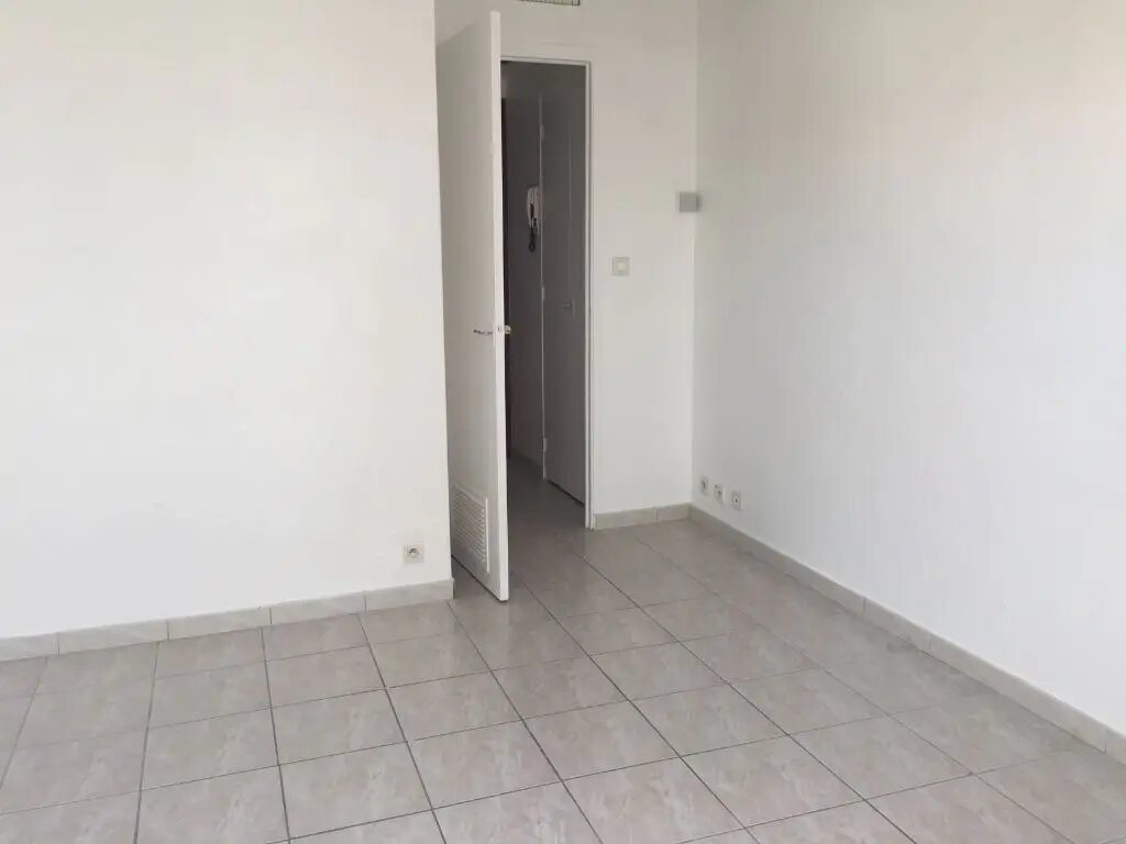 Appartement à louer, 20m², Villeneuve-Loubet