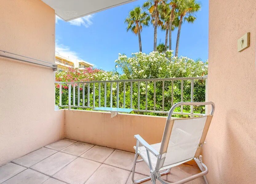 Appartement à louer, 28m², Saint-Laurent-du-Var