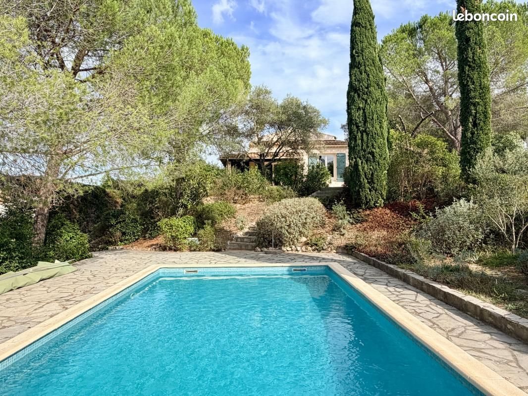 Maison à vendre, 155m², Vailhauquès