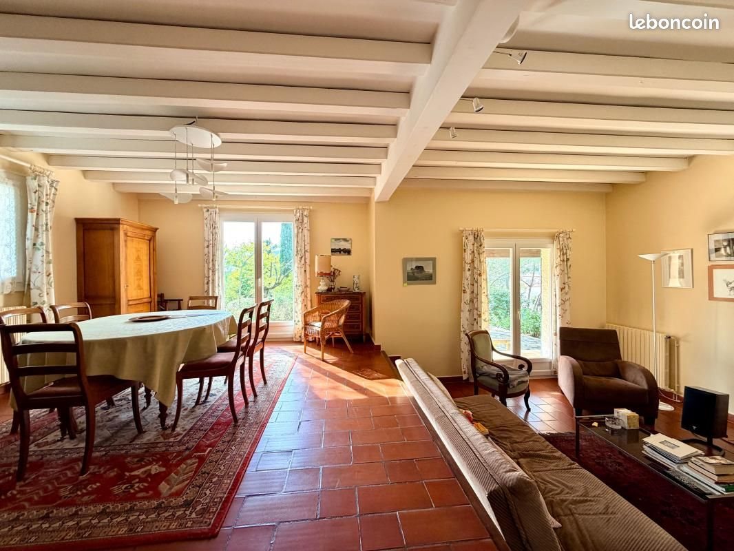 Maison à vendre, 155m², Vailhauquès