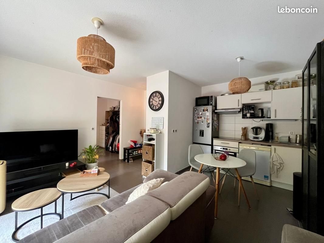 Appartement à louer, 42m², Saint-Gély-du-Fesc