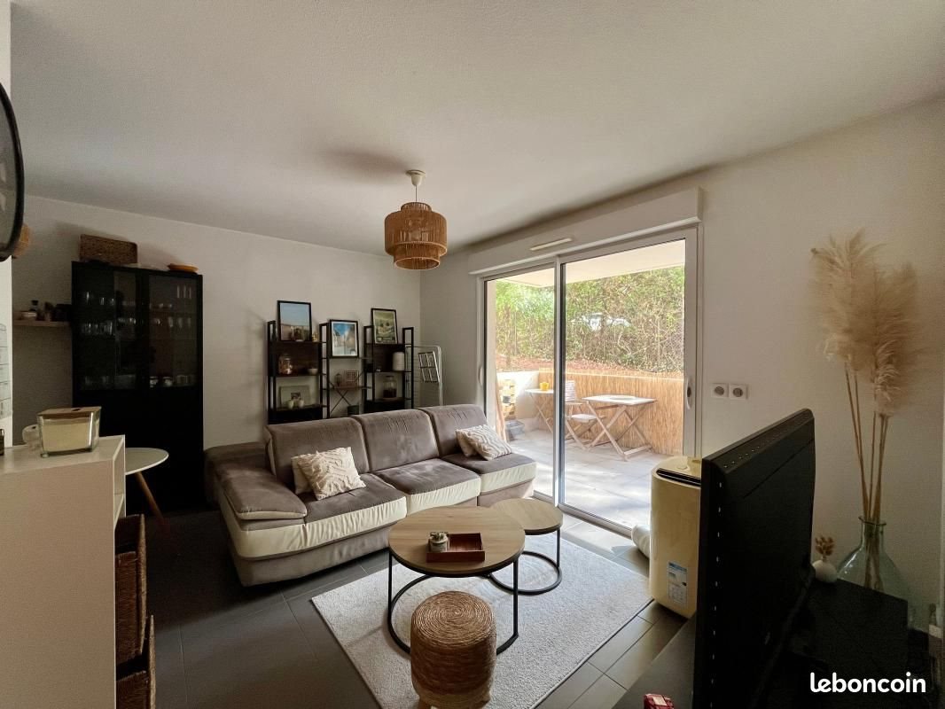 Appartement à louer, 42m², Saint-Gély-du-Fesc