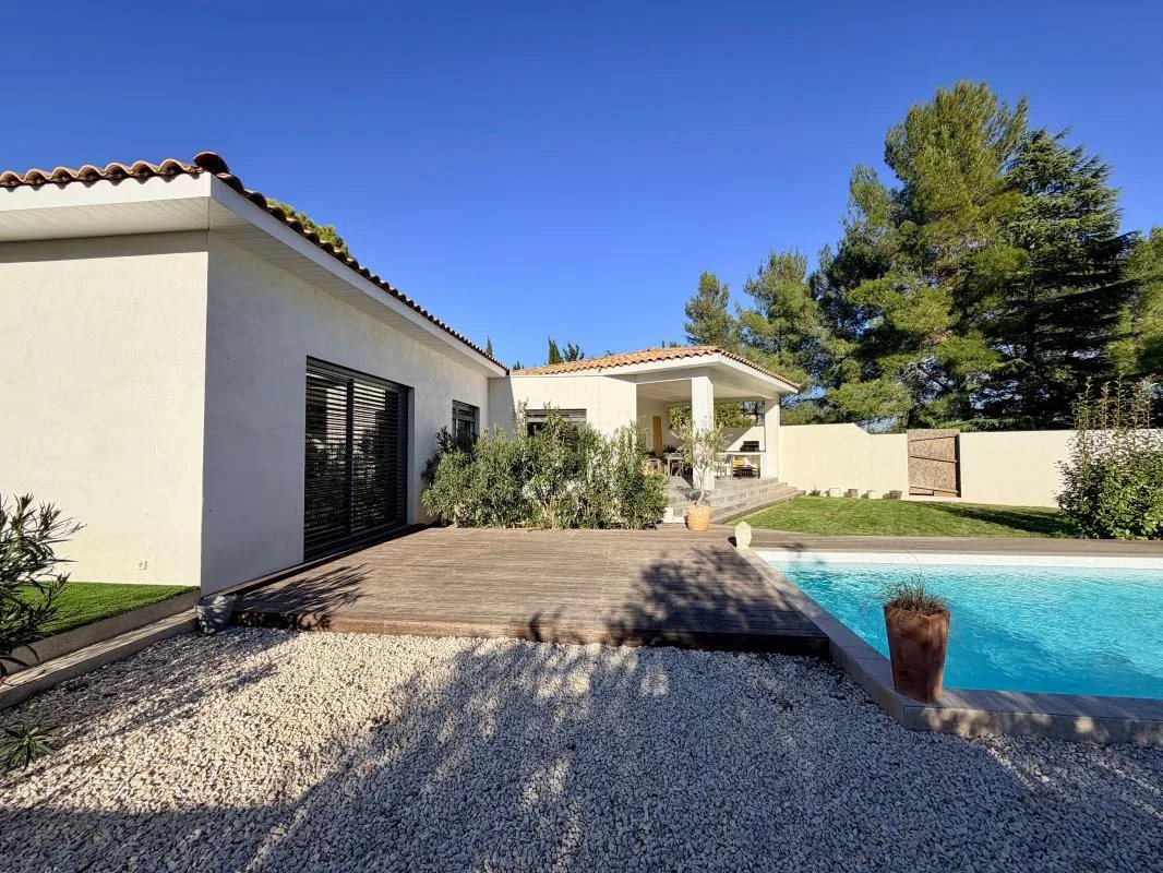Maison à vendre, 176m², Vailhauquès