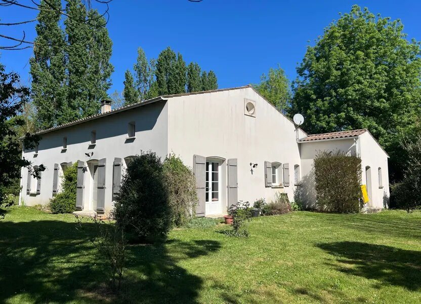 Maison à vendre, 221m², Saint-André-de-Lidon