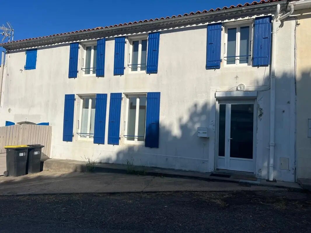 Maison à louer, 99m², Chenac-Saint-Seurin-d'Uzet