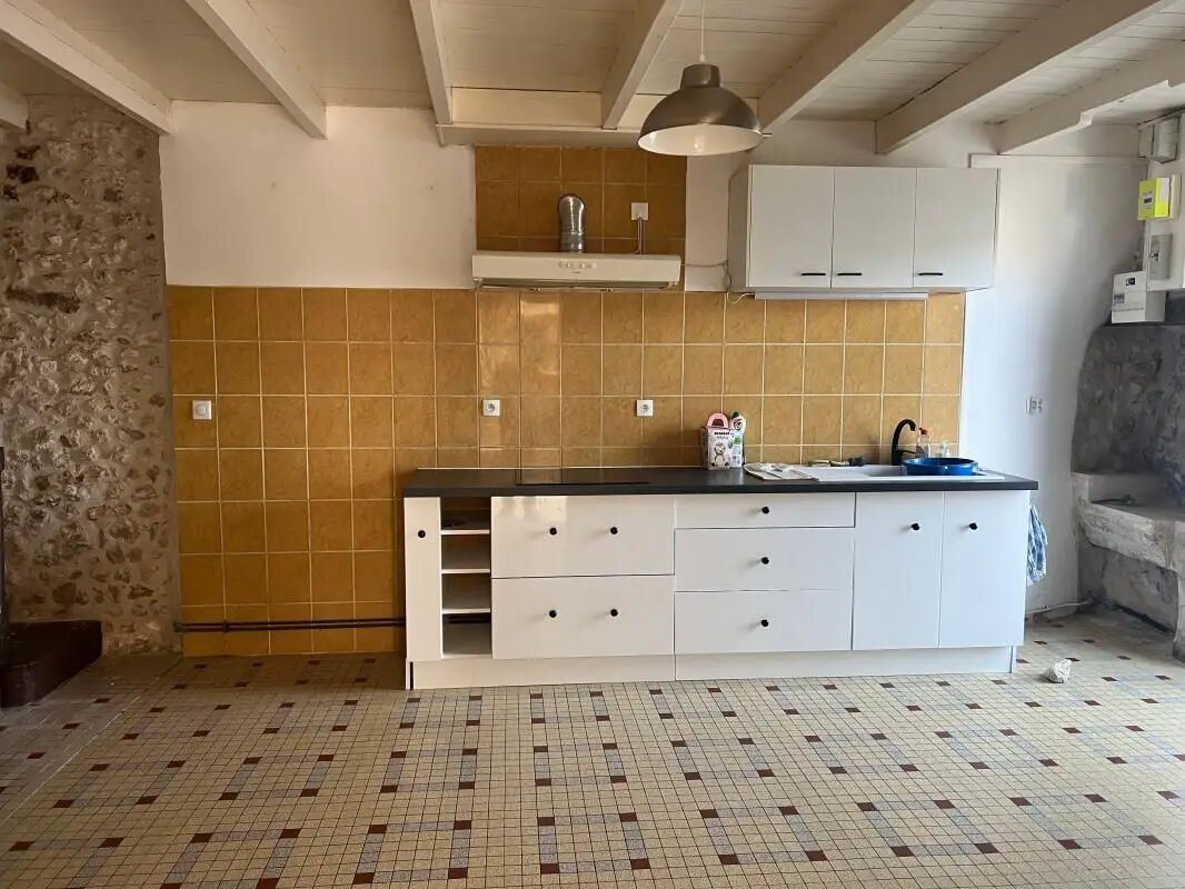 Maison à louer, 99m², Chenac-Saint-Seurin-d'Uzet