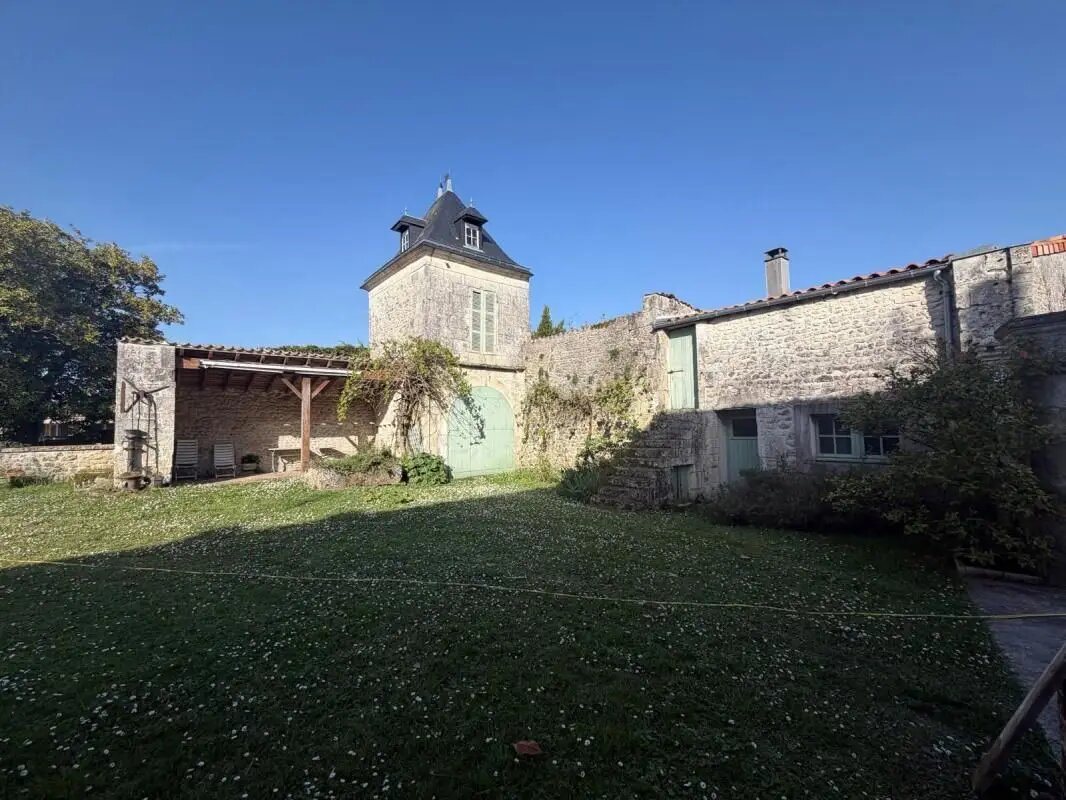 Maison à vendre, 294m², Cozes