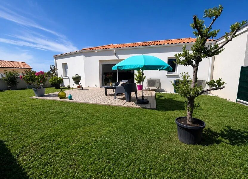 Maison à vendre, 71m², Semussac