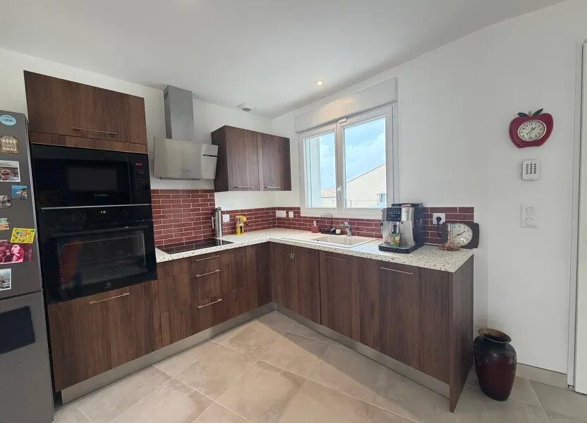 Maison à vendre, 71m², Semussac