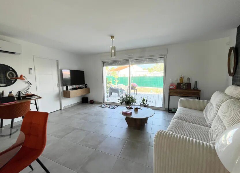 Maison à vendre, 71m², Semussac