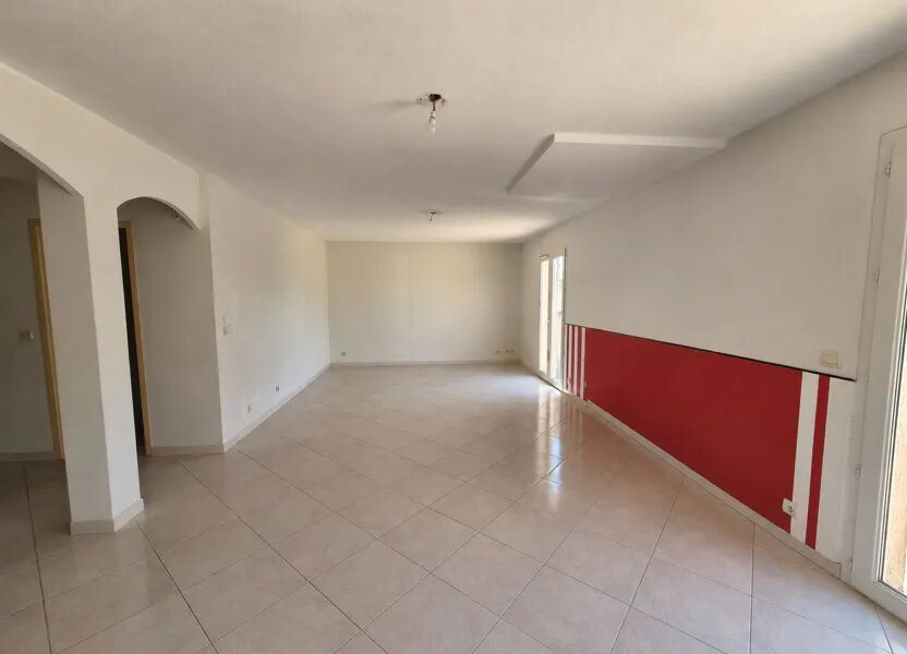 Maison à louer, 110m², Pomérols