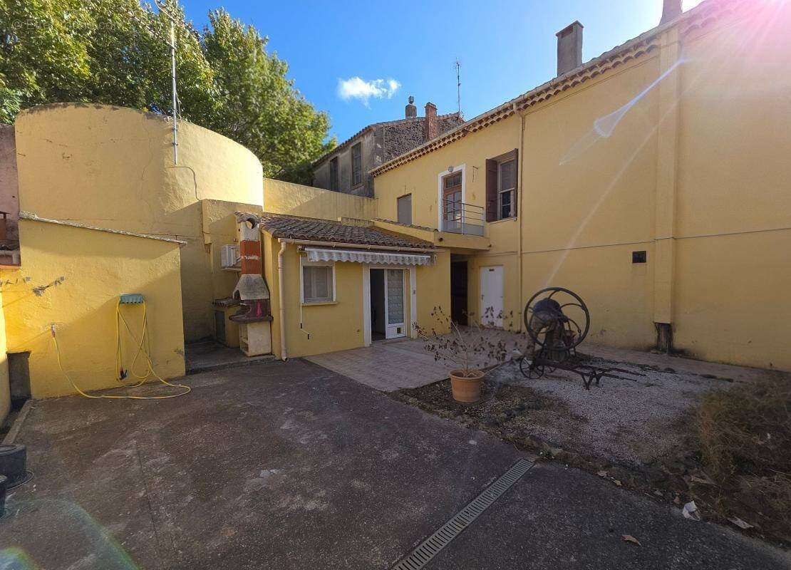 Maison à vendre, 184m², Bessan