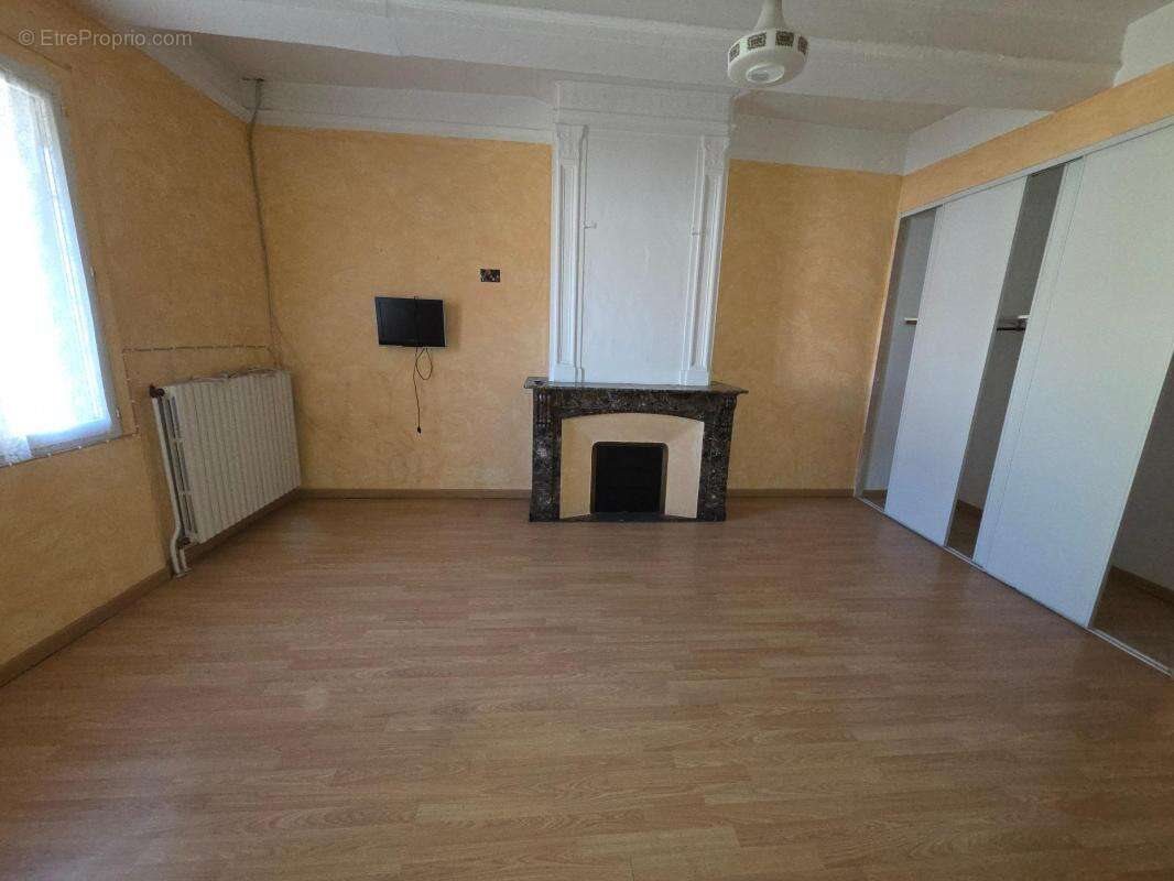 Maison à vendre, 184m², Bessan