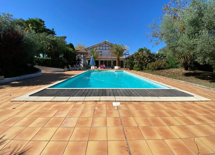 Maison à vendre, 220m², Hagetmau