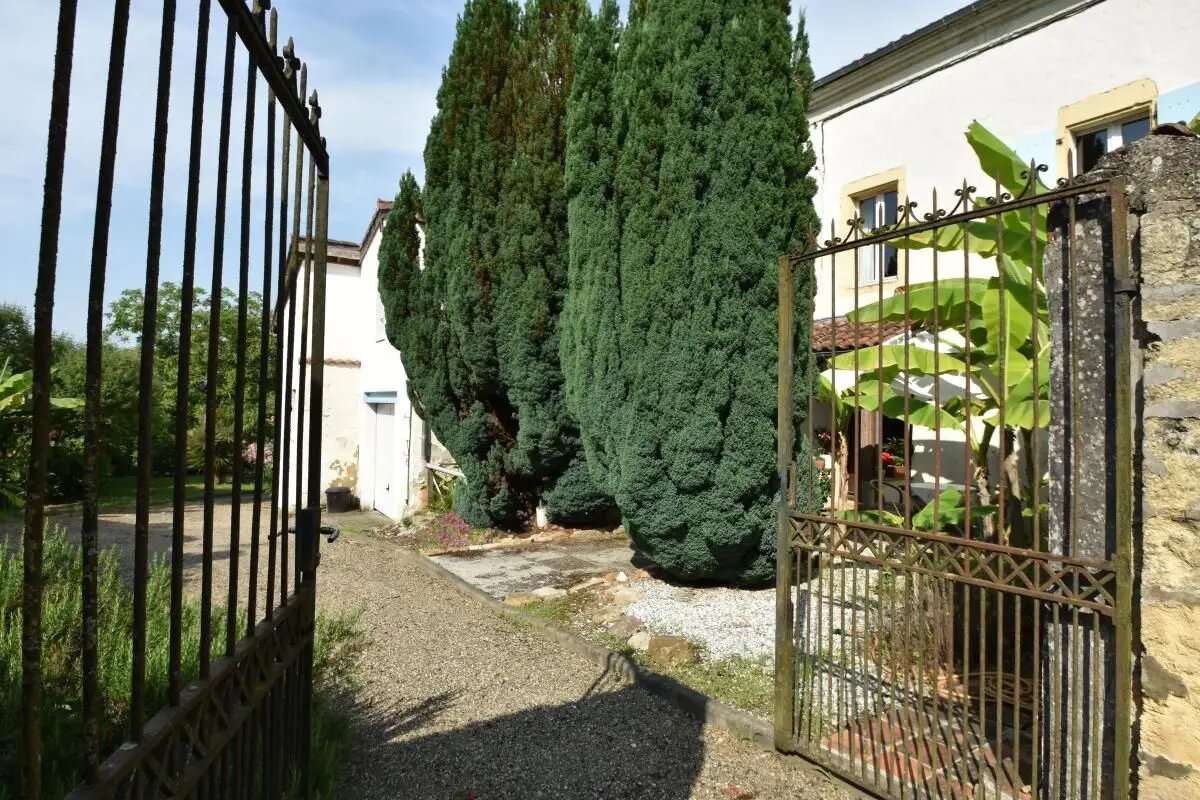 Maison à vendre, 237m², Coudures