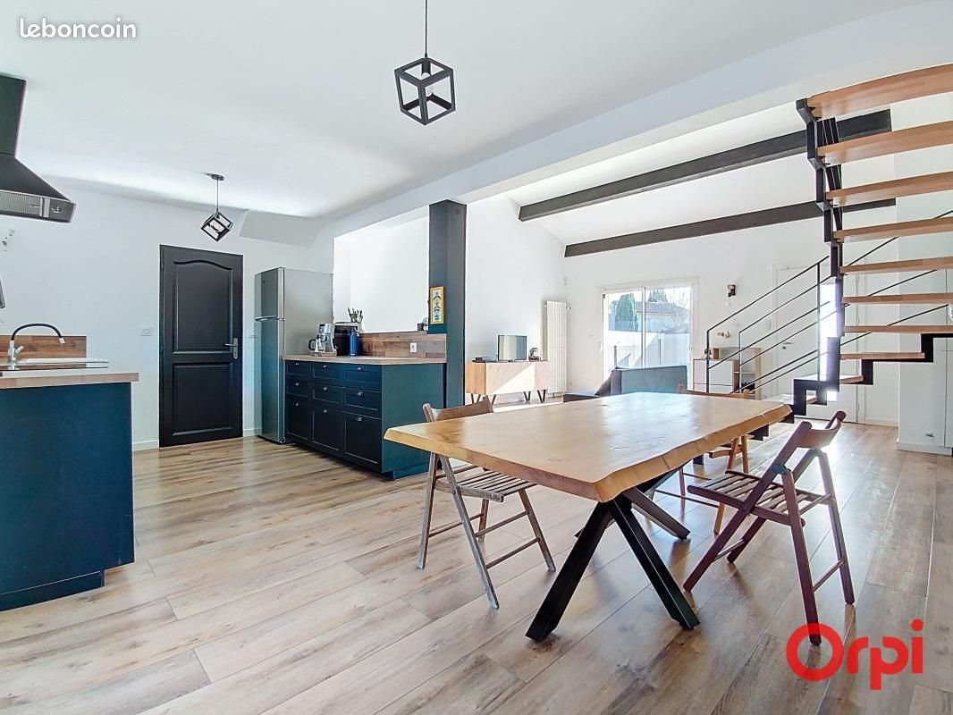 Maison à vendre, 125m², Saint-Geniès-des-Mourgues