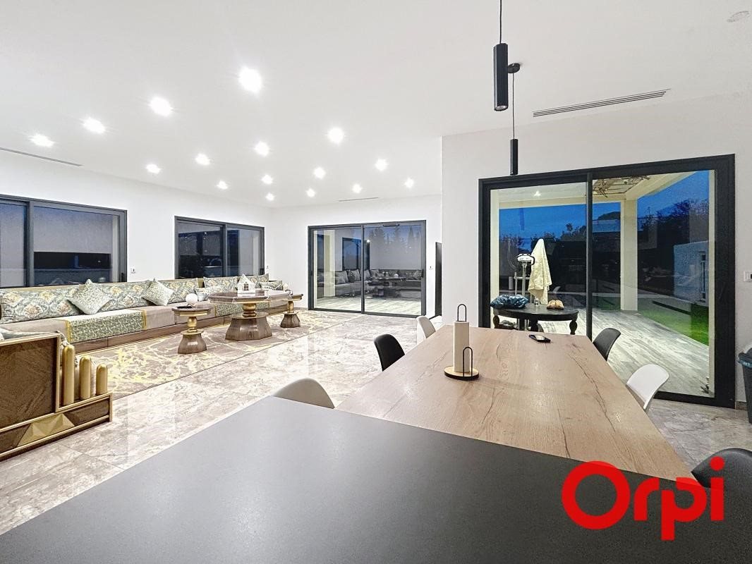 Maison à vendre, 180m², Montpeyroux
