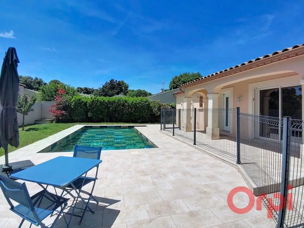 Maison à vendre, 125m², Saint-Geniès-des-Mourgues