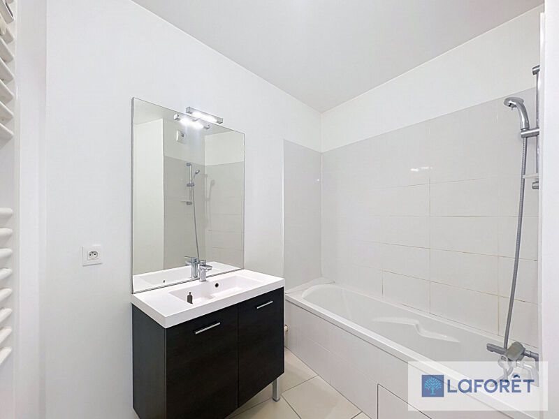 Appartement à louer, 66m², Saint-Genis-Pouilly