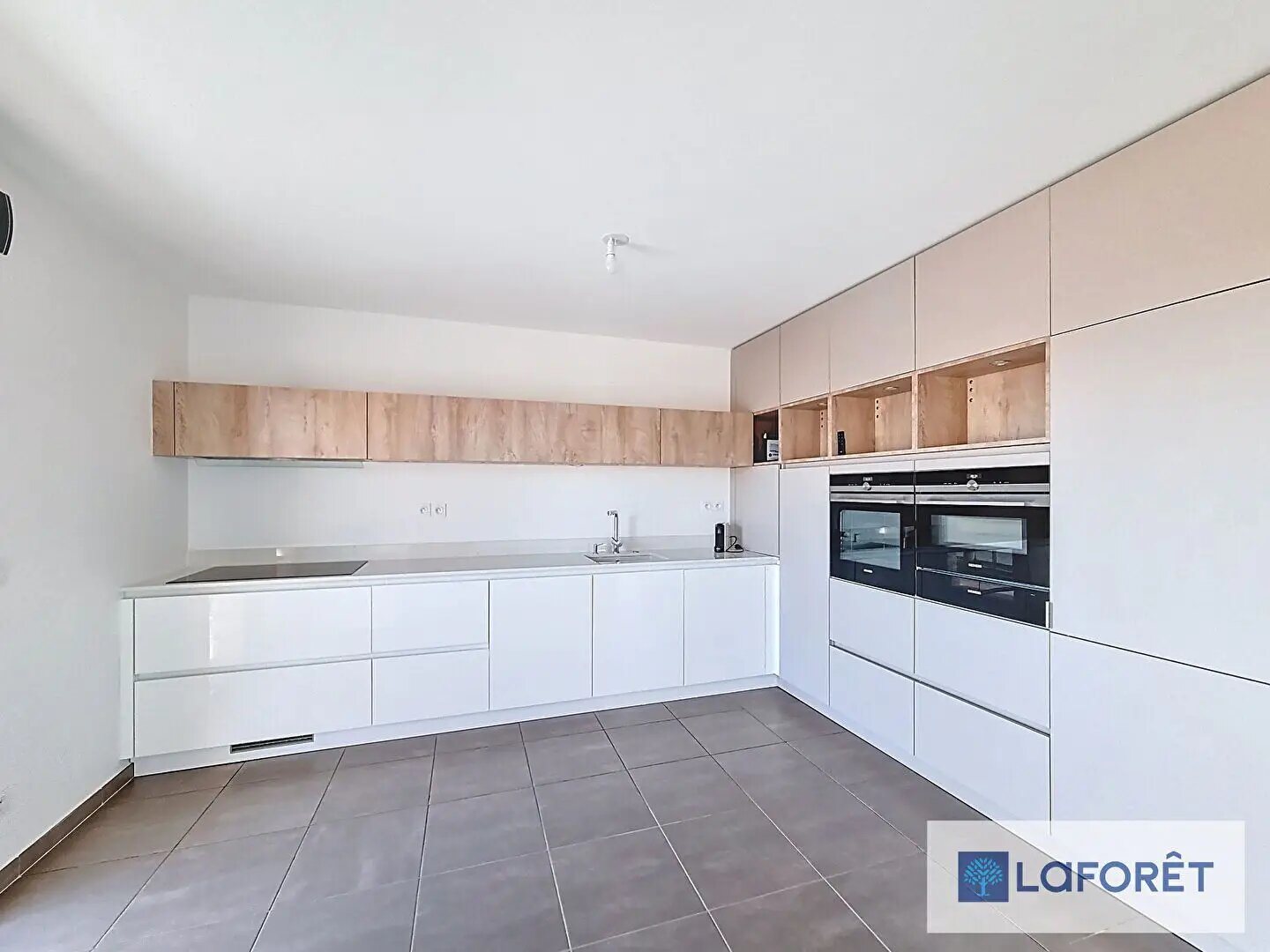 Appartement à louer, 101m², Prévessin-Moëns
