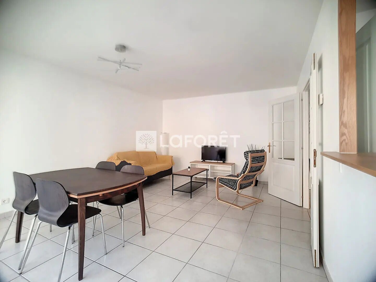 Appartement à louer, 53m², Saint-Genis-Pouilly