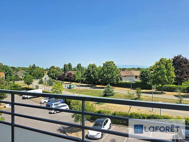 Appartement à vendre, 71m², Saint-Genis-Pouilly