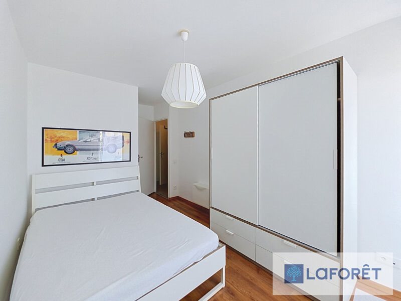 Appartement à vendre, 71m², Saint-Genis-Pouilly