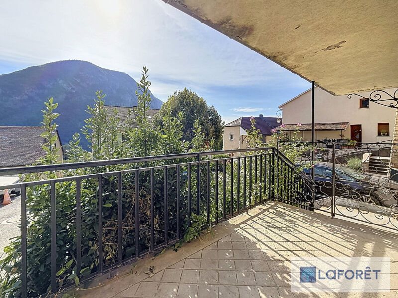 Maison à louer, 98m², Léaz