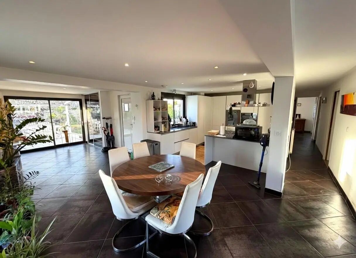 Maison à vendre, 206m², Camblanes-et-Meynac