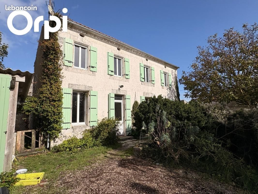 Maison à vendre, 147m², Saint-Just-Luzac