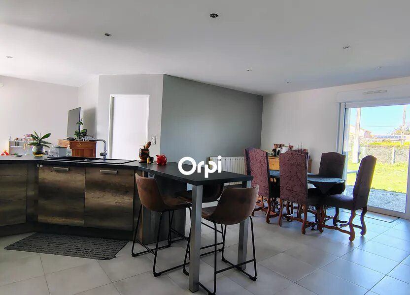 Maison à vendre, 103m², Saint-Just-Luzac