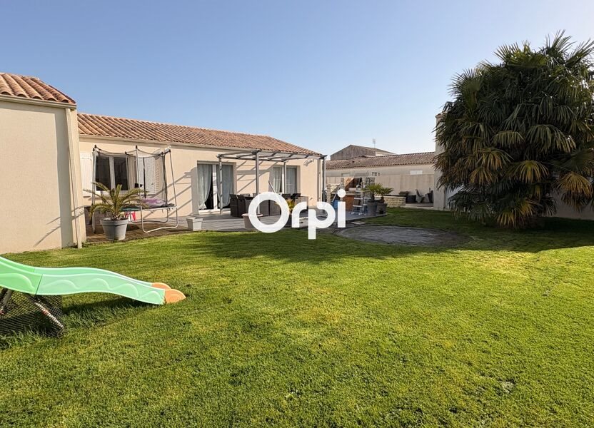 Maison à vendre, 132m², Saint-Just-Luzac