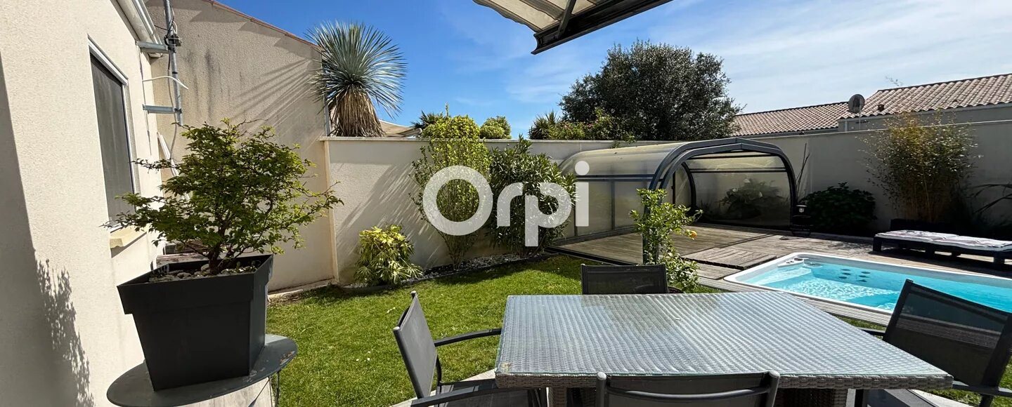 Maison à vendre, 118m², Saint-Just-Luzac