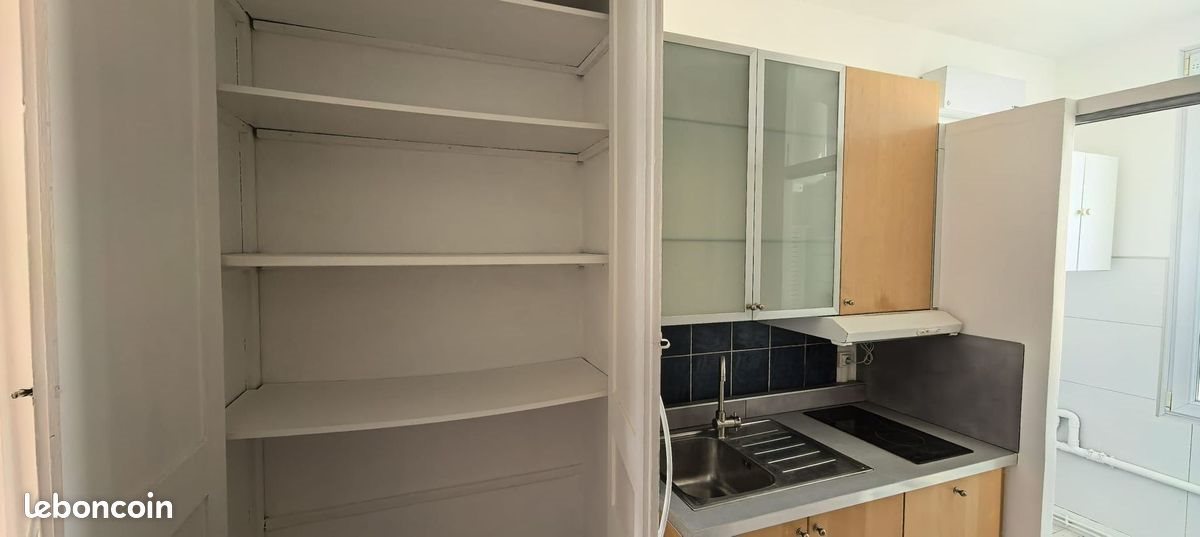 Appartement à louer, 21m², Courbevoie
