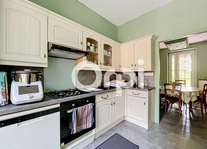 Maison à vendre, 219m², Saint-Pantaléon-de-Larche