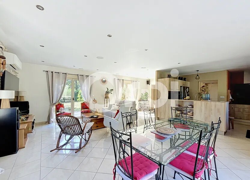 Maison à vendre, 193m², Saint-Viance